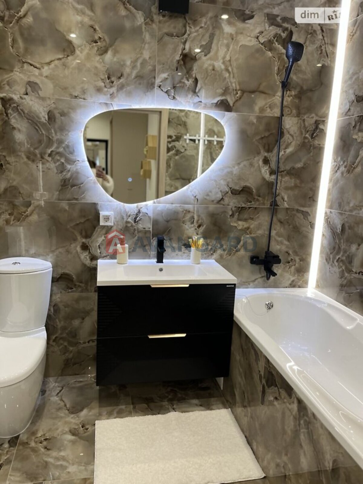 2 ����. ��������, 70/32/26 ��. �., 4/8 ���� ���� 10