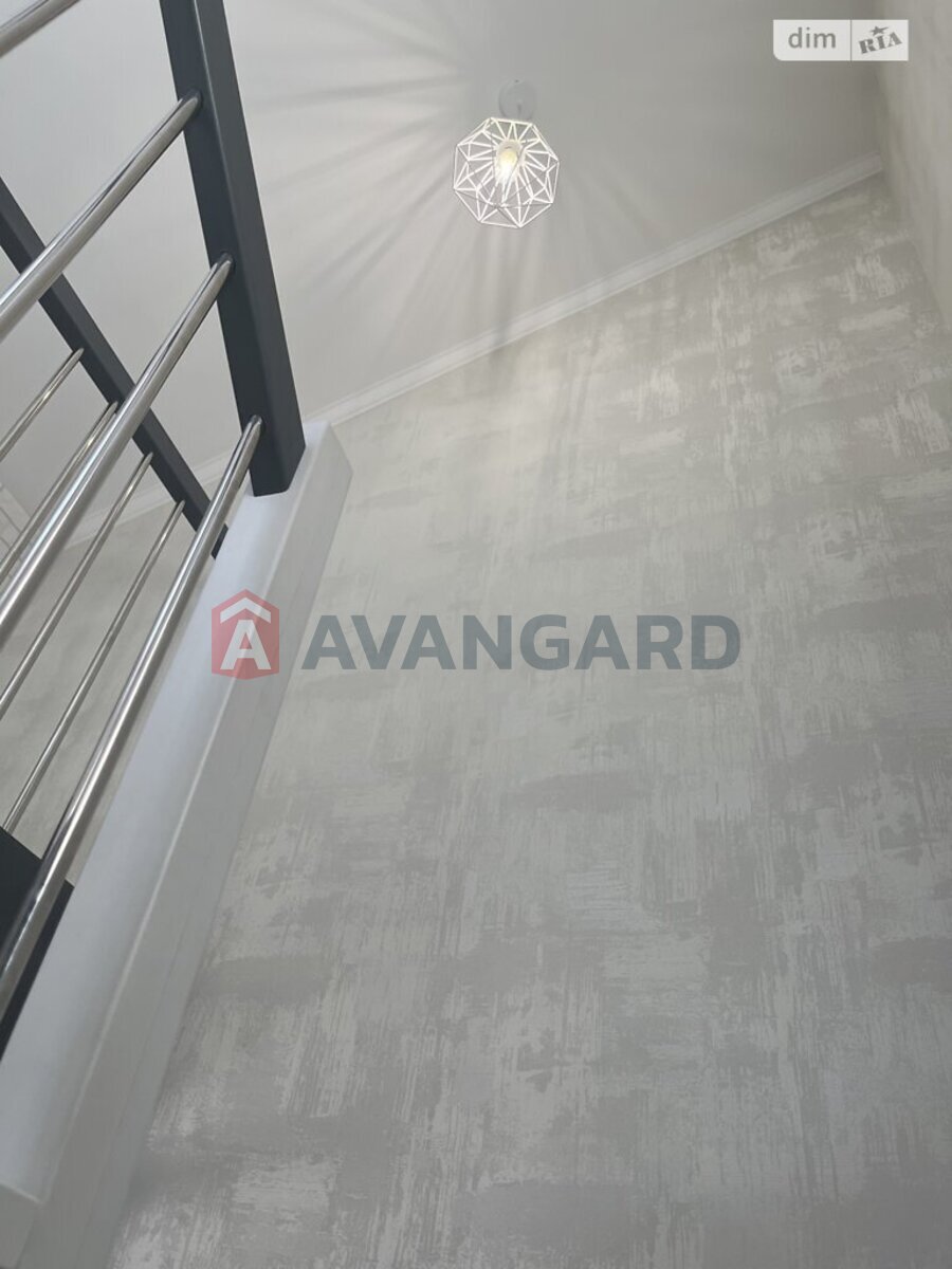 3 ����. ��������, 119/92/27 ��. �., 2/5 ���� ���� 19