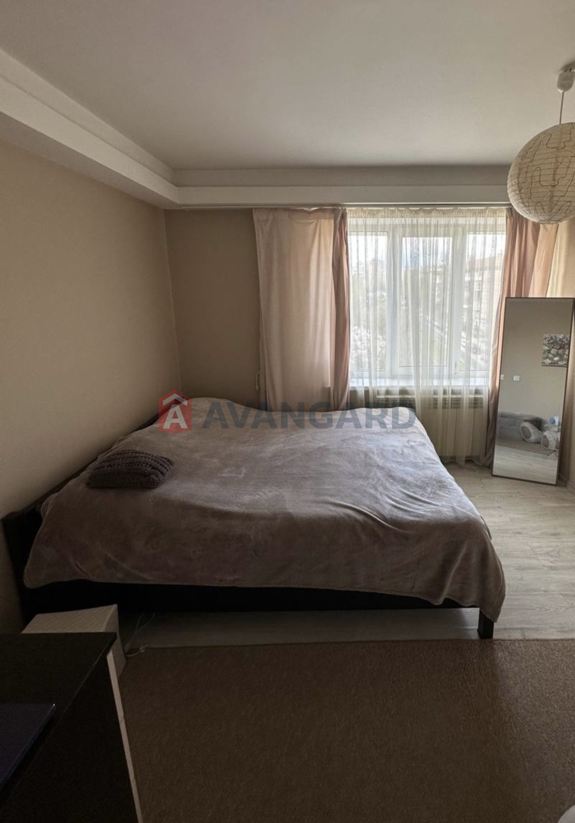 2 ��. ��������, 43/18/25 ��. �., 9/9 ������ ���� 2