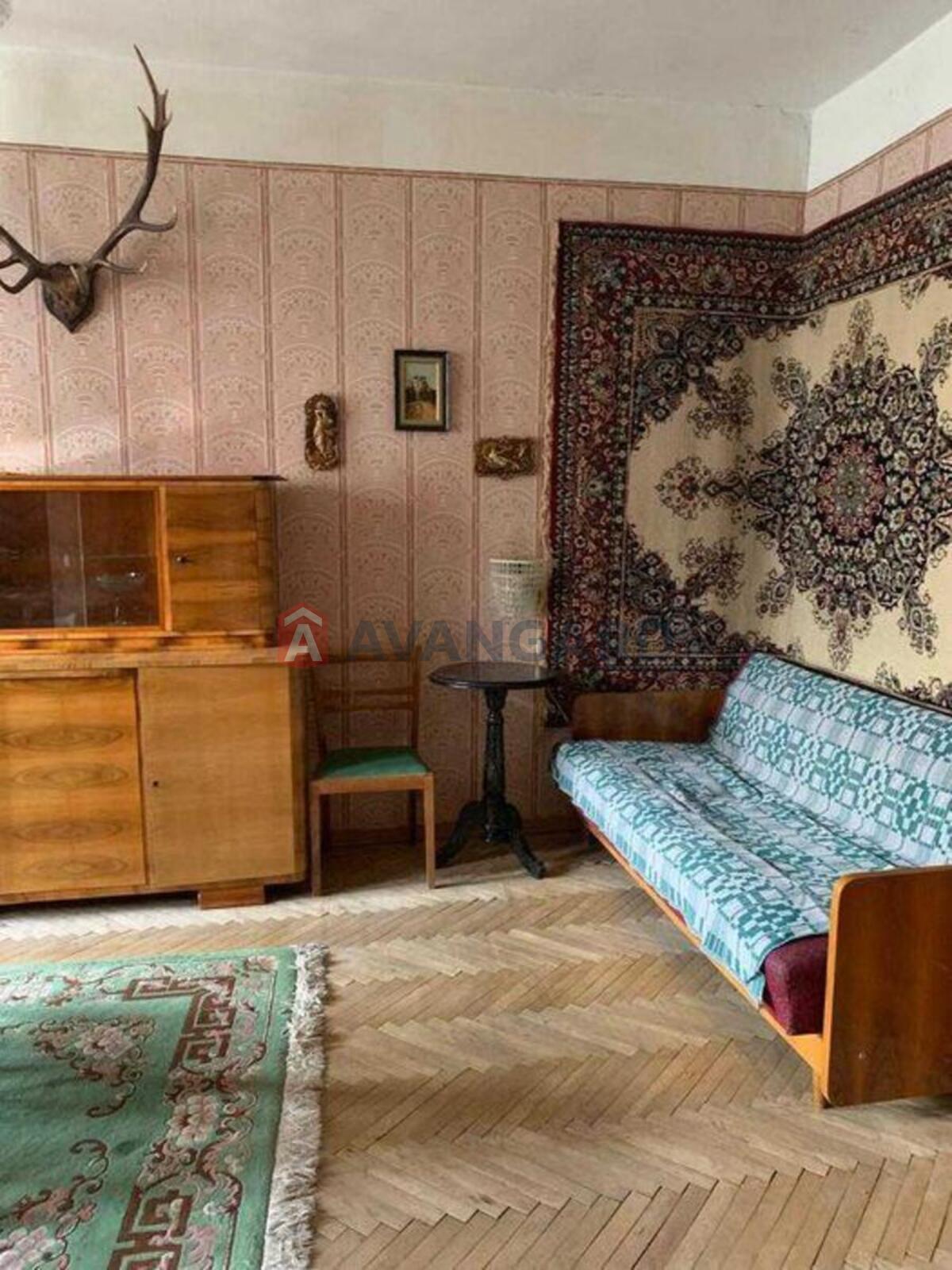 1 ��. ��������, 36/-/9 ��. �., 4/5 ������ ���� 3