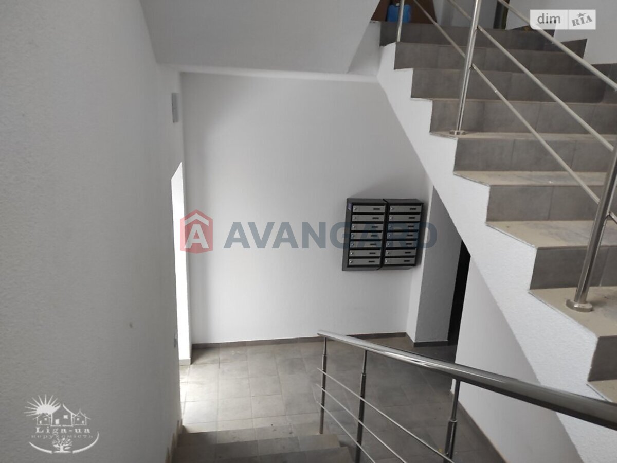 1 ����. ��������, 40/20/15 ��. �., 2/3 ���� ���� 20