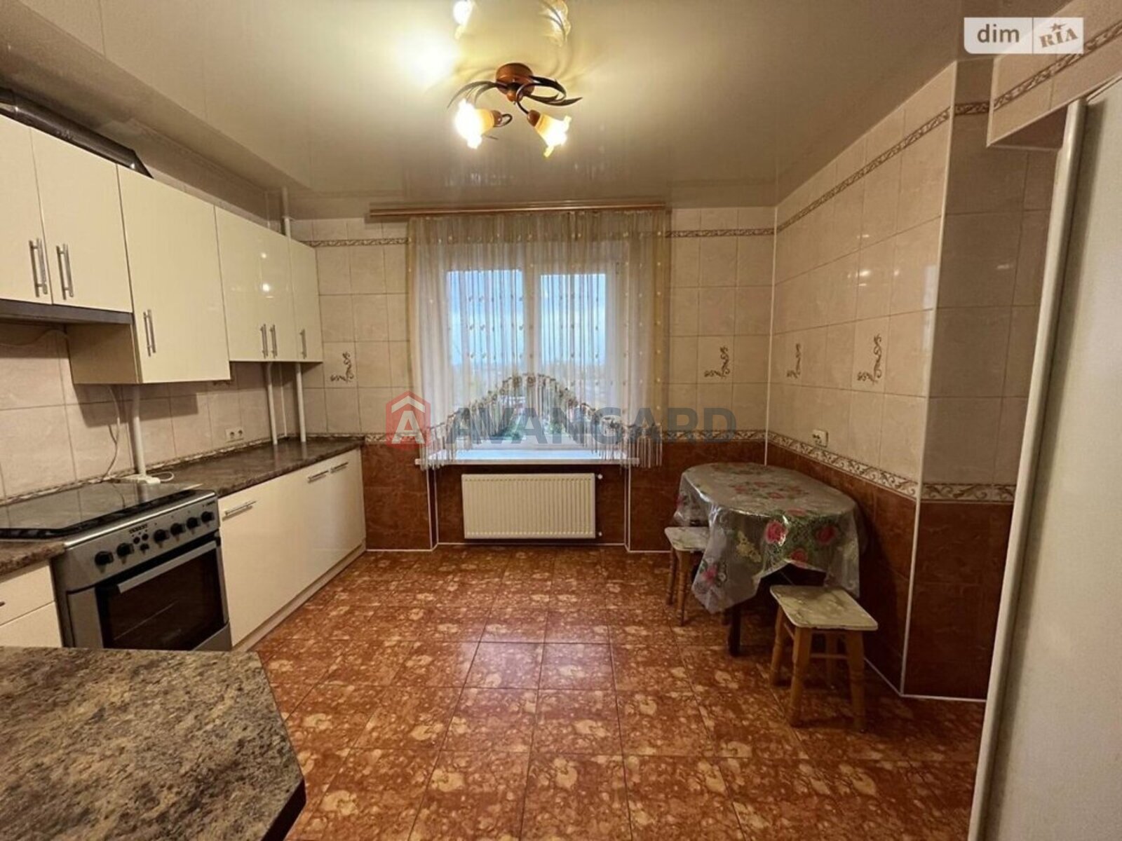 3 ��. ��������, 95/50/11 ��. �., 4/6 ������ ���� 7