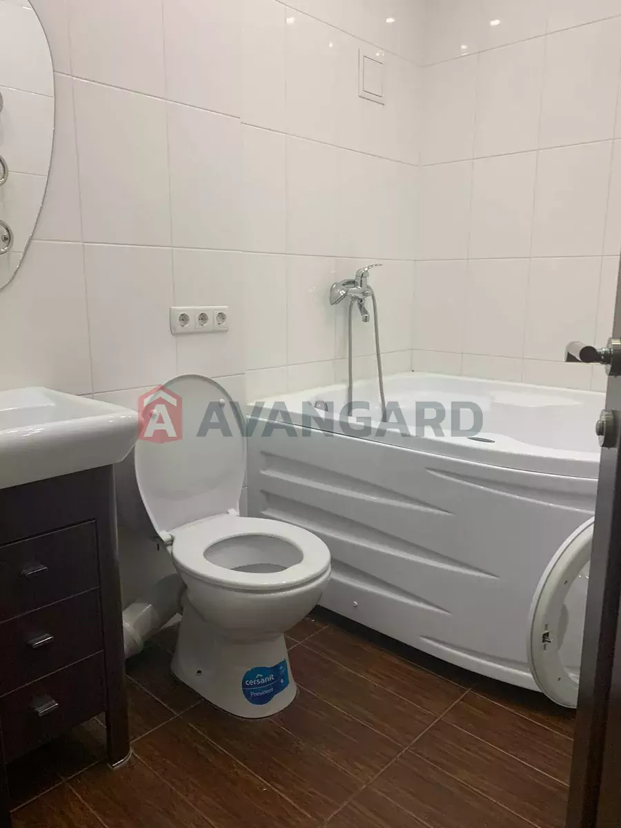 2 ��. ��������, 60/-/9 ��. �., 3/4 ������ ���� 6