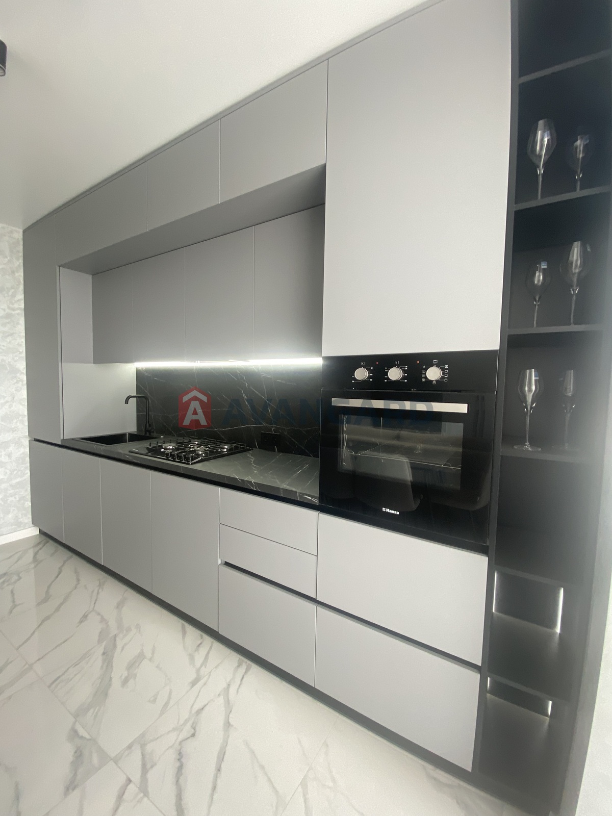 2 ��. ��������, 46/-/15 ��. �., 8/10 ������ ���� 20