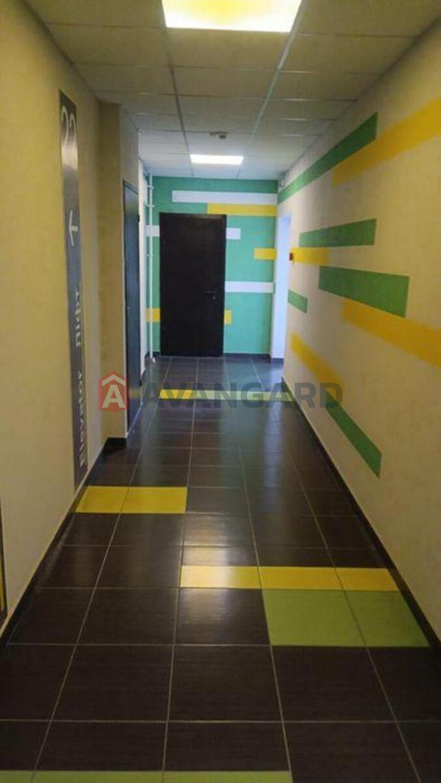 2 ��. ��������, 69/-/11 ��. �., 22/22 ������ ���� 4