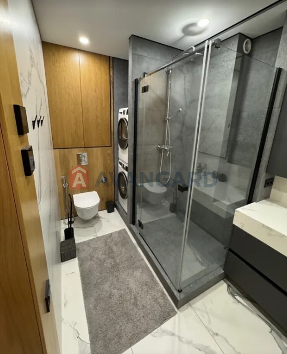 3 ��. ��������, 61/-/- ��. �., 5/17 ������ ���� 13