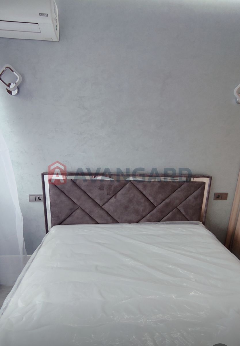 1 . , 43 / 11 / 18 . ., 18/20   5