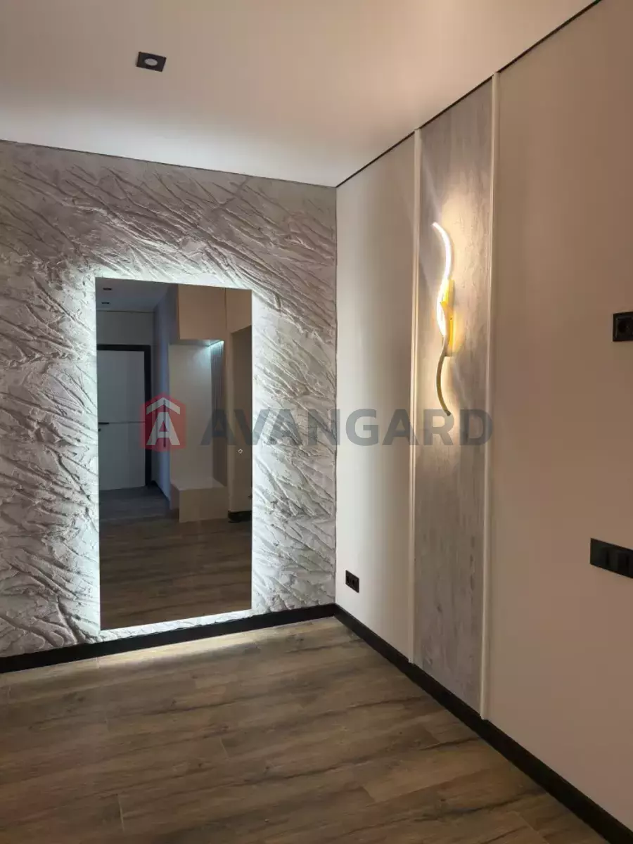 3 ��. ��������, 69/-/- ��. �., 8/10 ������ ���� 15