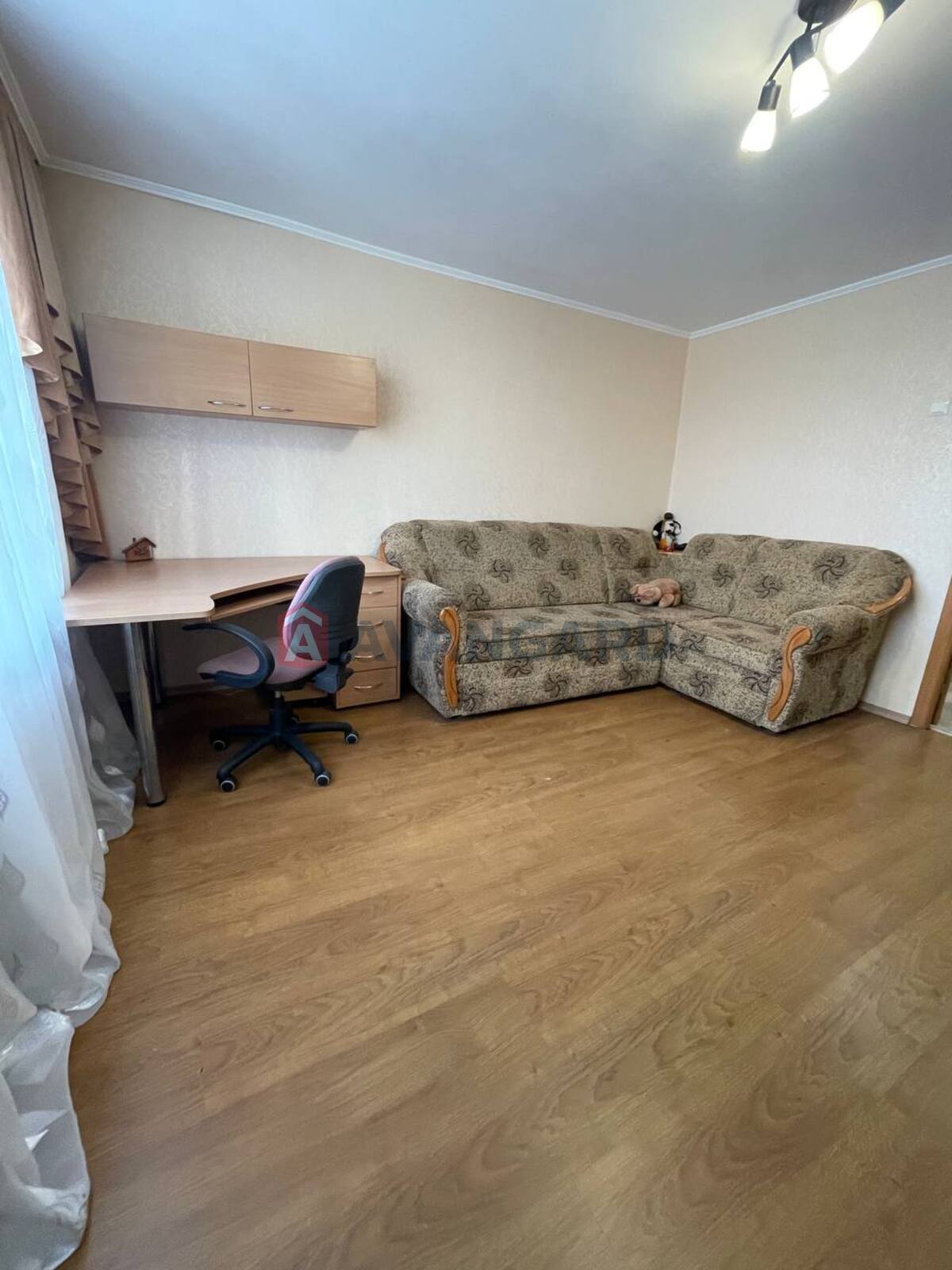 2 ����. ��������, 49/-/8 ��. �., 9/10 ���� ���� 12