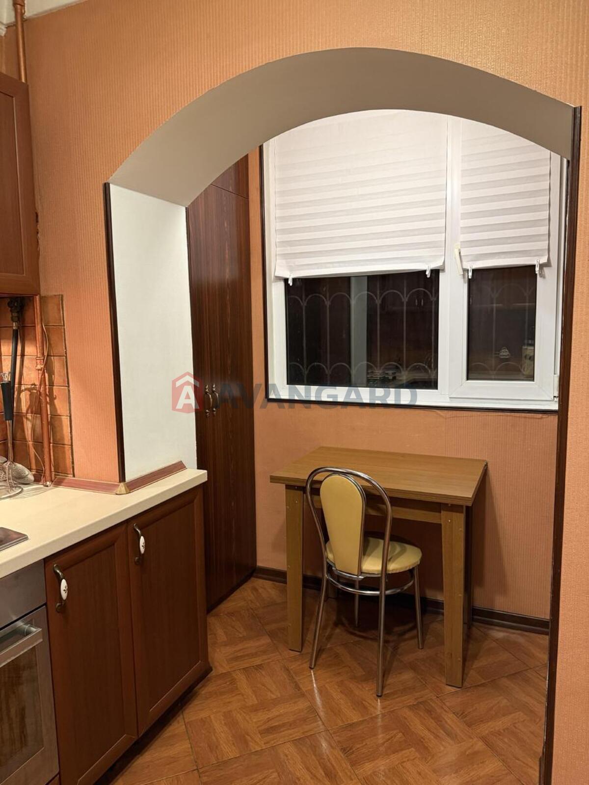 1 ����. ��������, 34/-/6 ��. �., 2/9 ���� ���� 3