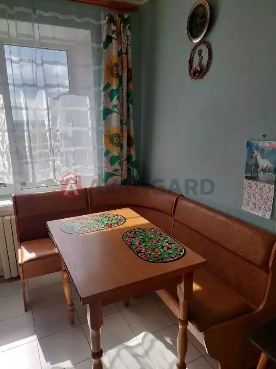 2 ��. ��������, 50/29/7 ��. �., 10/10 ������ ���� 4