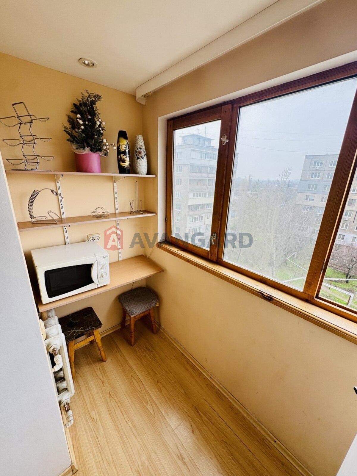 2 ����. ��������, 50/-/10 ��. �., 7/14 ���� ���� 6