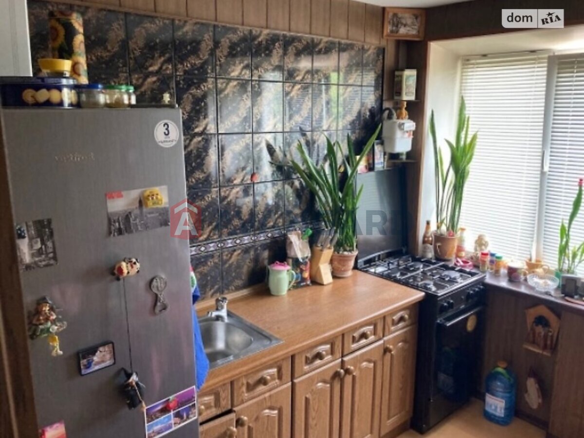 3 кім. квартира, 56/40/9 кв. м., 4/5 поверх фото 1 3 кім. квартира, 56/40/9 кв. м., 4/5 поверх фото 1