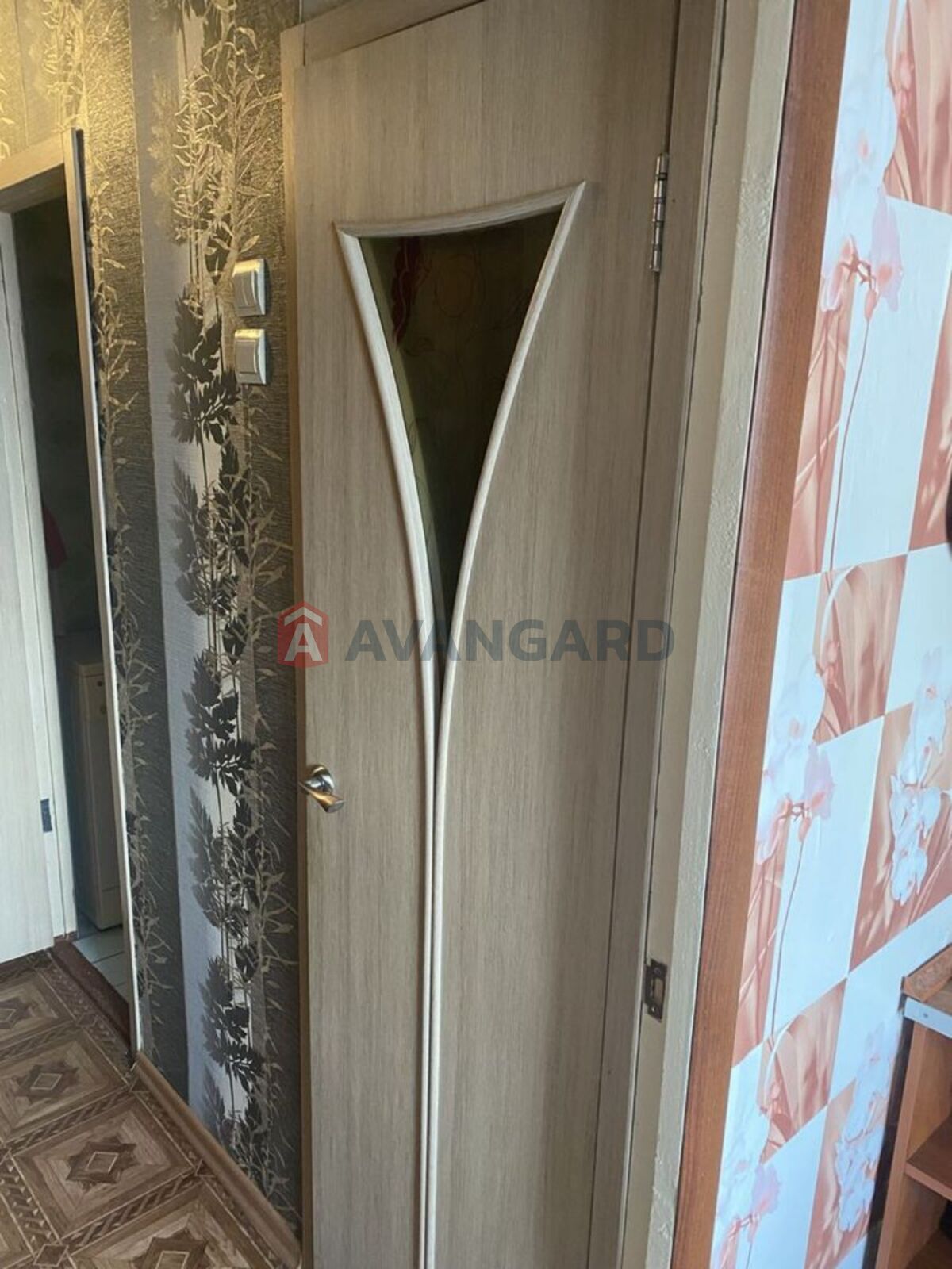 3 ��. ��������, 68/-/9 ��. �., 2/9 ������ ���� 6