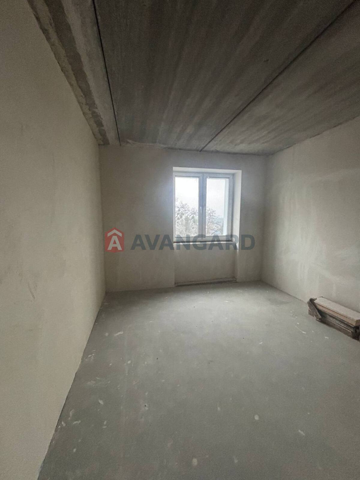 2 ��. ��������, 61,7/32,9/15 ��. �., 5/9 ������ ���� 13