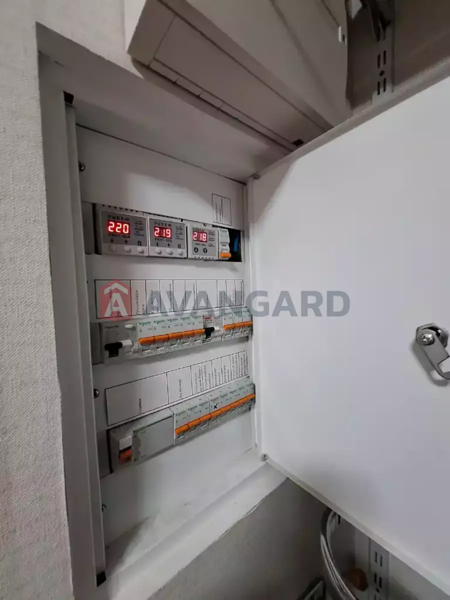 2 ��. ��������, 45/25/15 ��. �., 17/18 ������ ���� 23