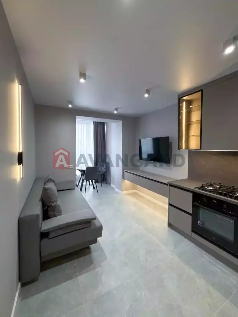 2 ��. ��������, 45/-/- ��. �., 9/10 ������ ���� 2