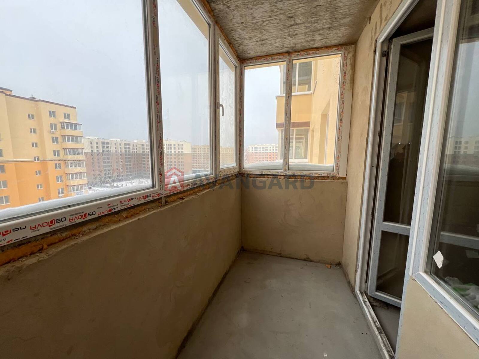 2 ����. ��������, 58/-/12 ��. �., 8/10 ���� ���� 12