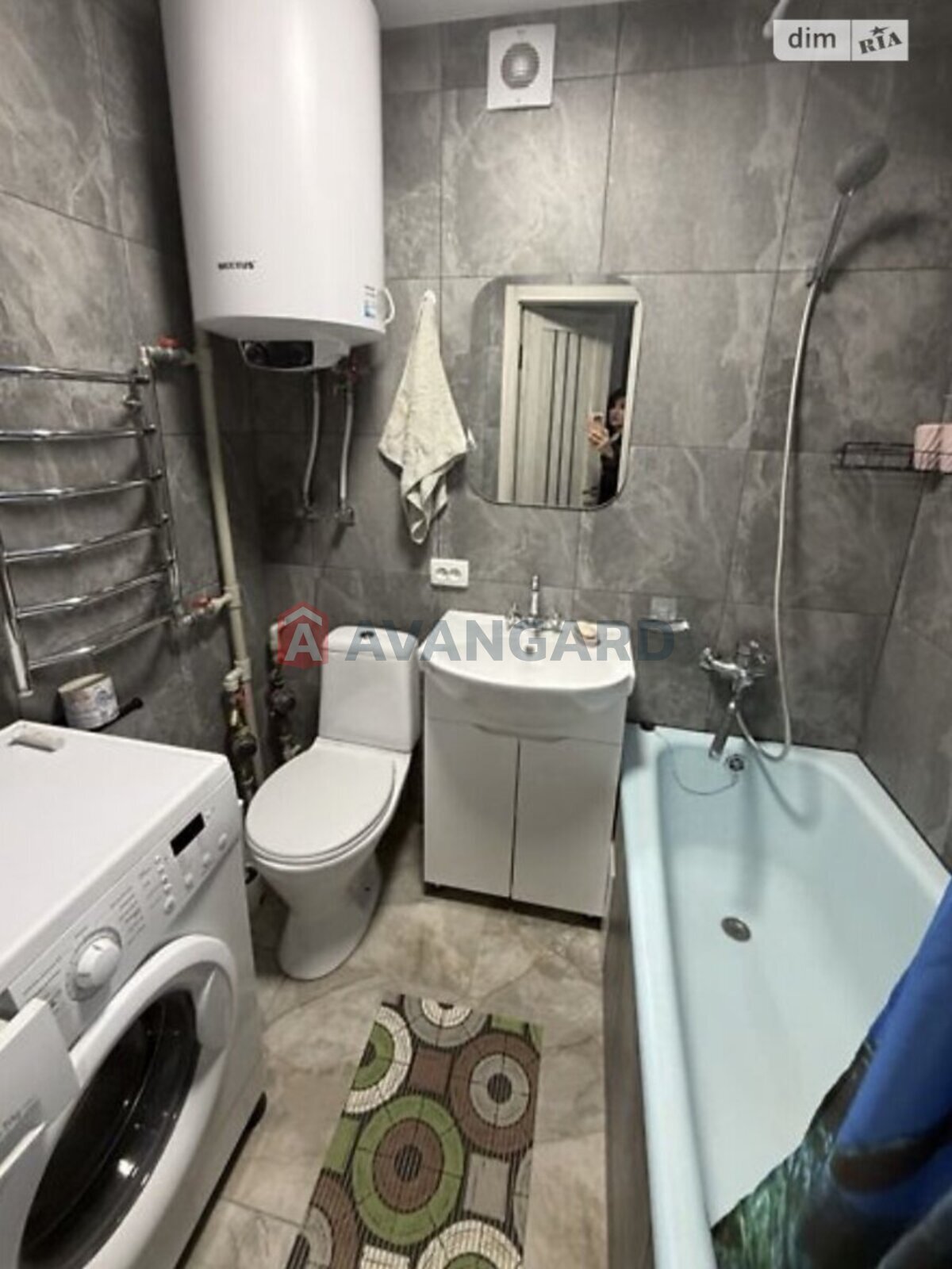 1 ����. ��������, 36/20/7 ��. �., 4/10 ���� ���� 3