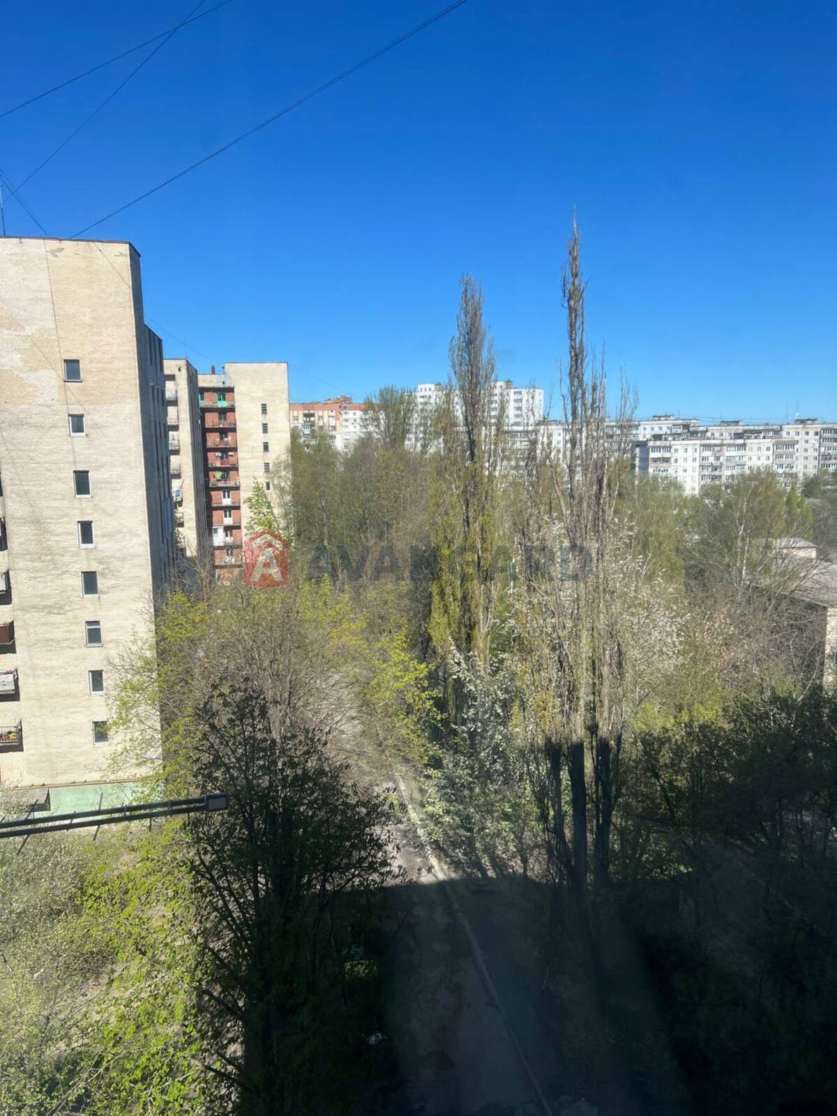 2 ��. ��������, 34.2/22.8/5.1 ��. �., 6/9 ������ ���� 2