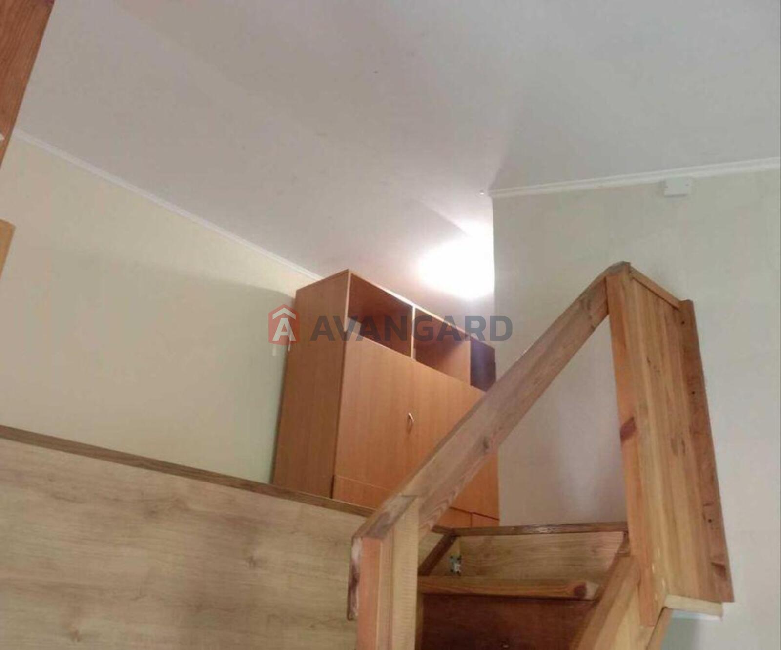 1 ��. ��������, 49/-/8 ��. �., 3/3 ������ ���� 6