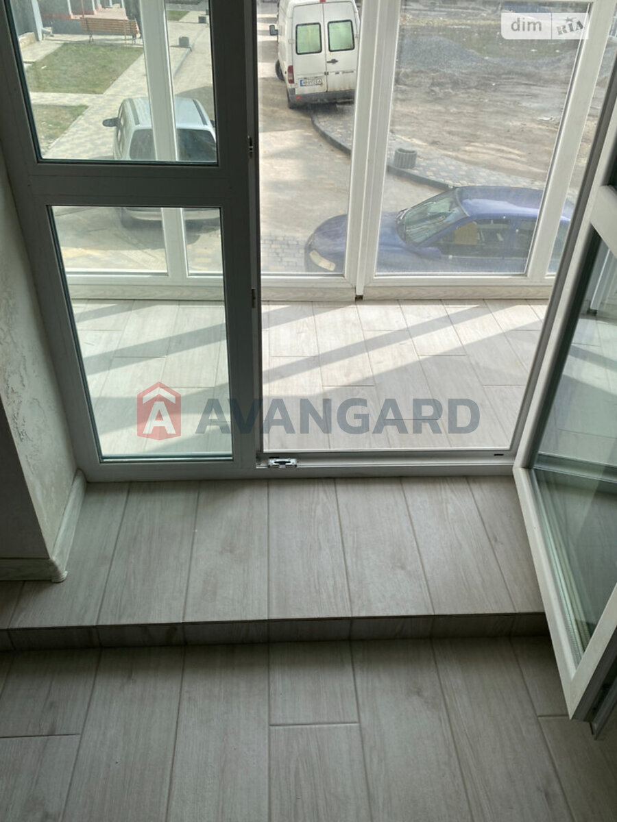 1 ����. ��������, 40/18/10 ��. �., 1/9 ���� ���� 12