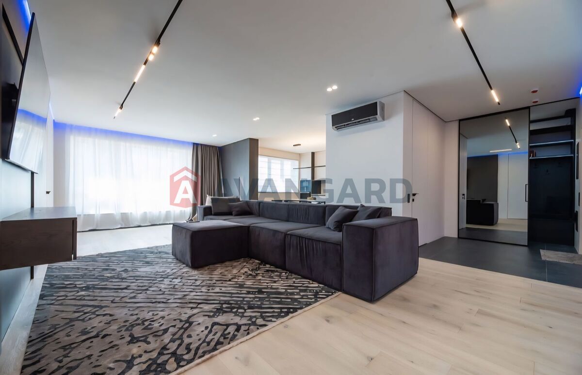 4 ��. ��������, 115 / 45 / 50 ��. �., 7/26 ������ ���� 1