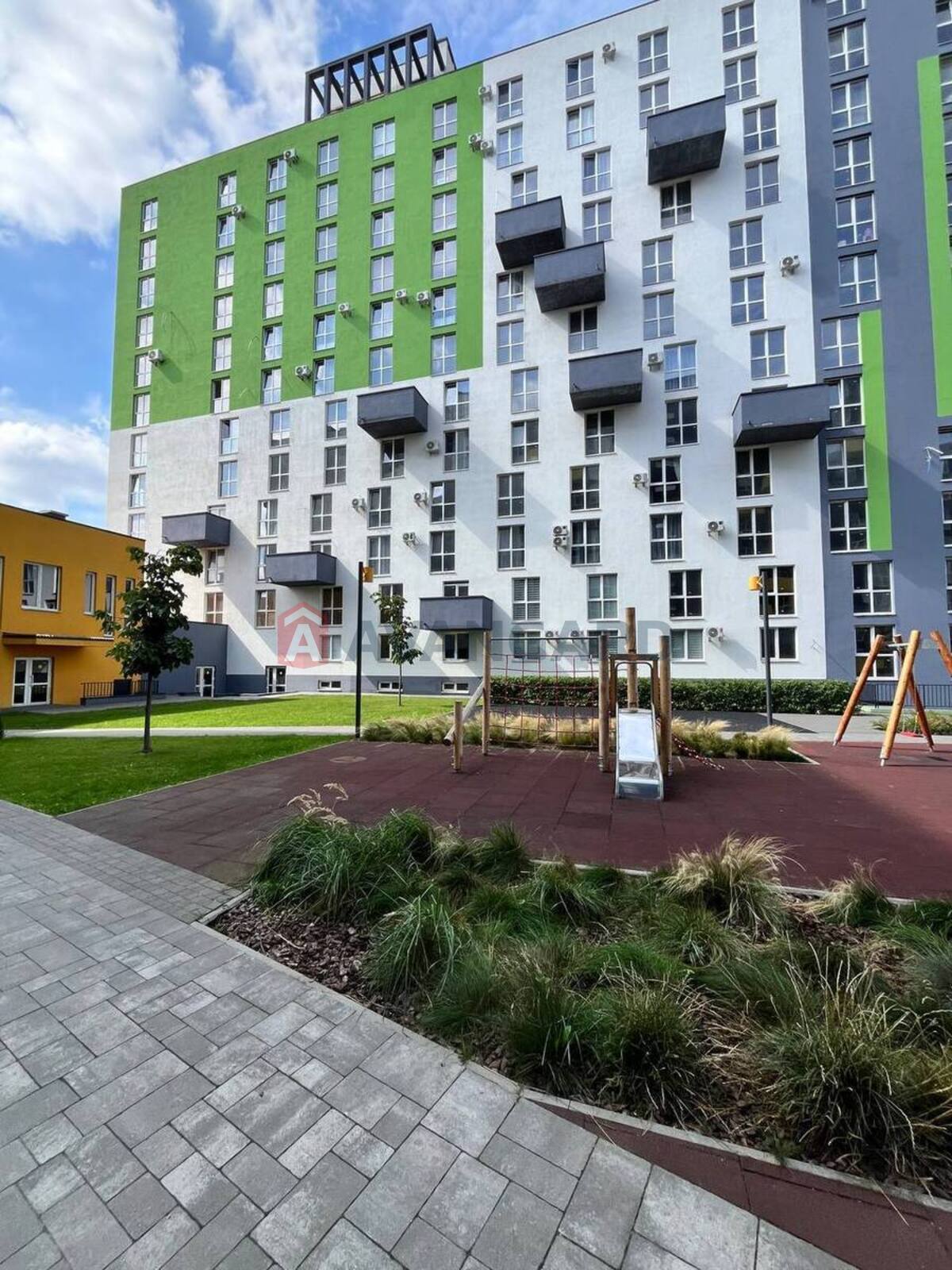 2 ��. ��������, 47/19/15 ��. �., 2/12 ������ ���� 10