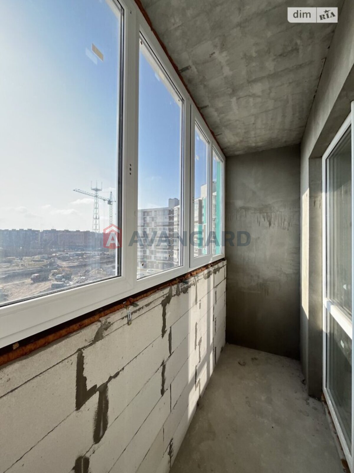 1 ��. ��������, 40/17/9 ��. �., 6/10 ������ ���� 9