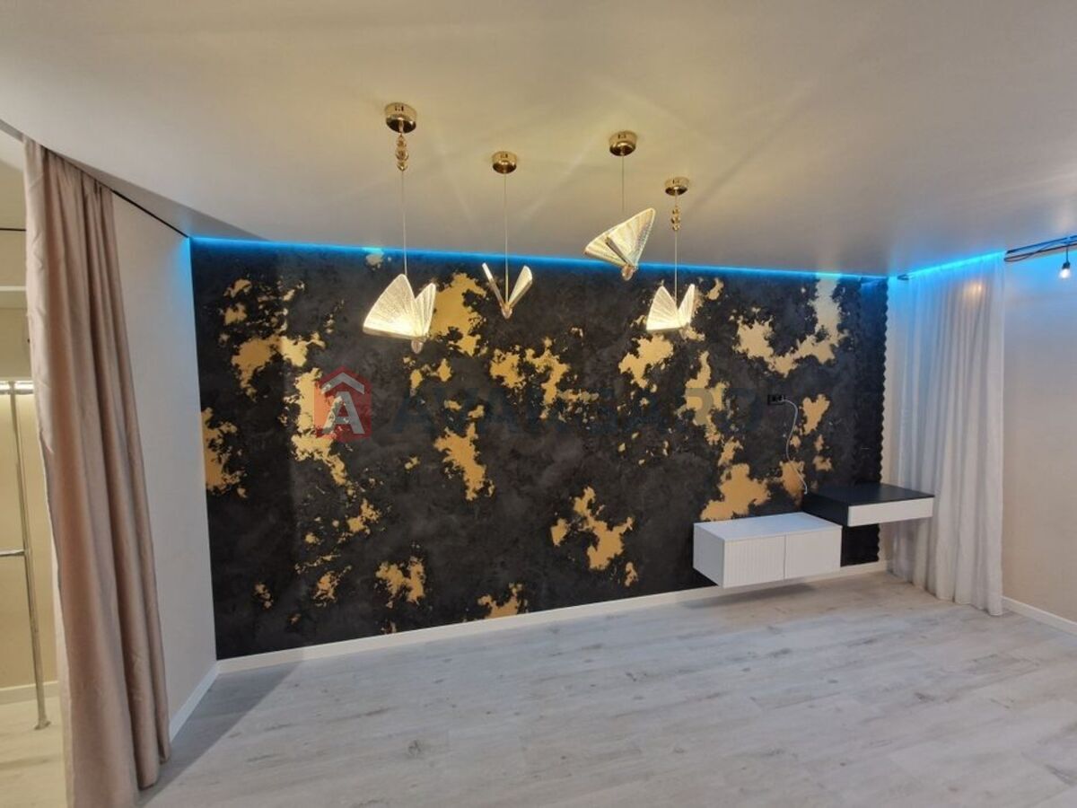 3 ��. ��������, 75/-/12 ��. �., 25/25 ������ ���� 12