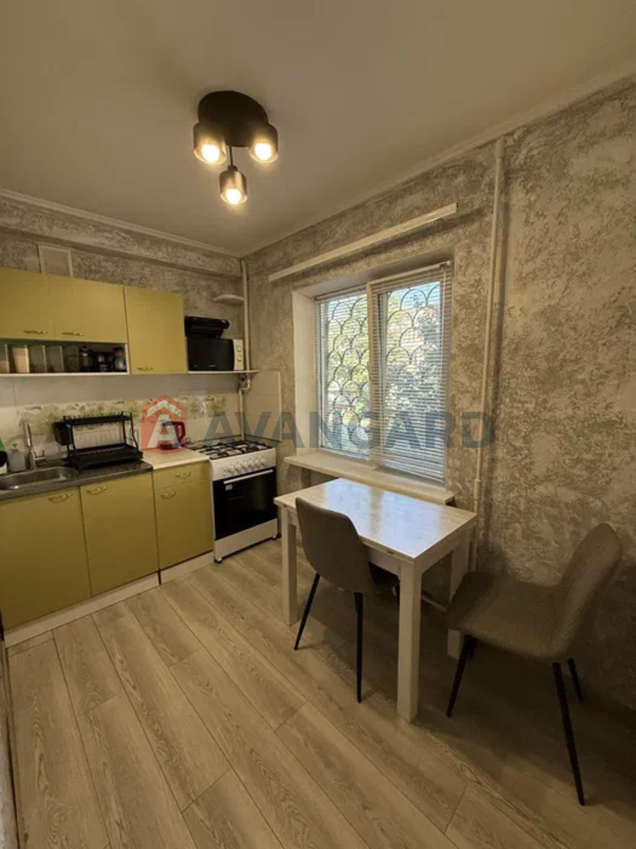 3 ����. ��������, 45/-/6 ��. �., 1/5 ���� ���� 5