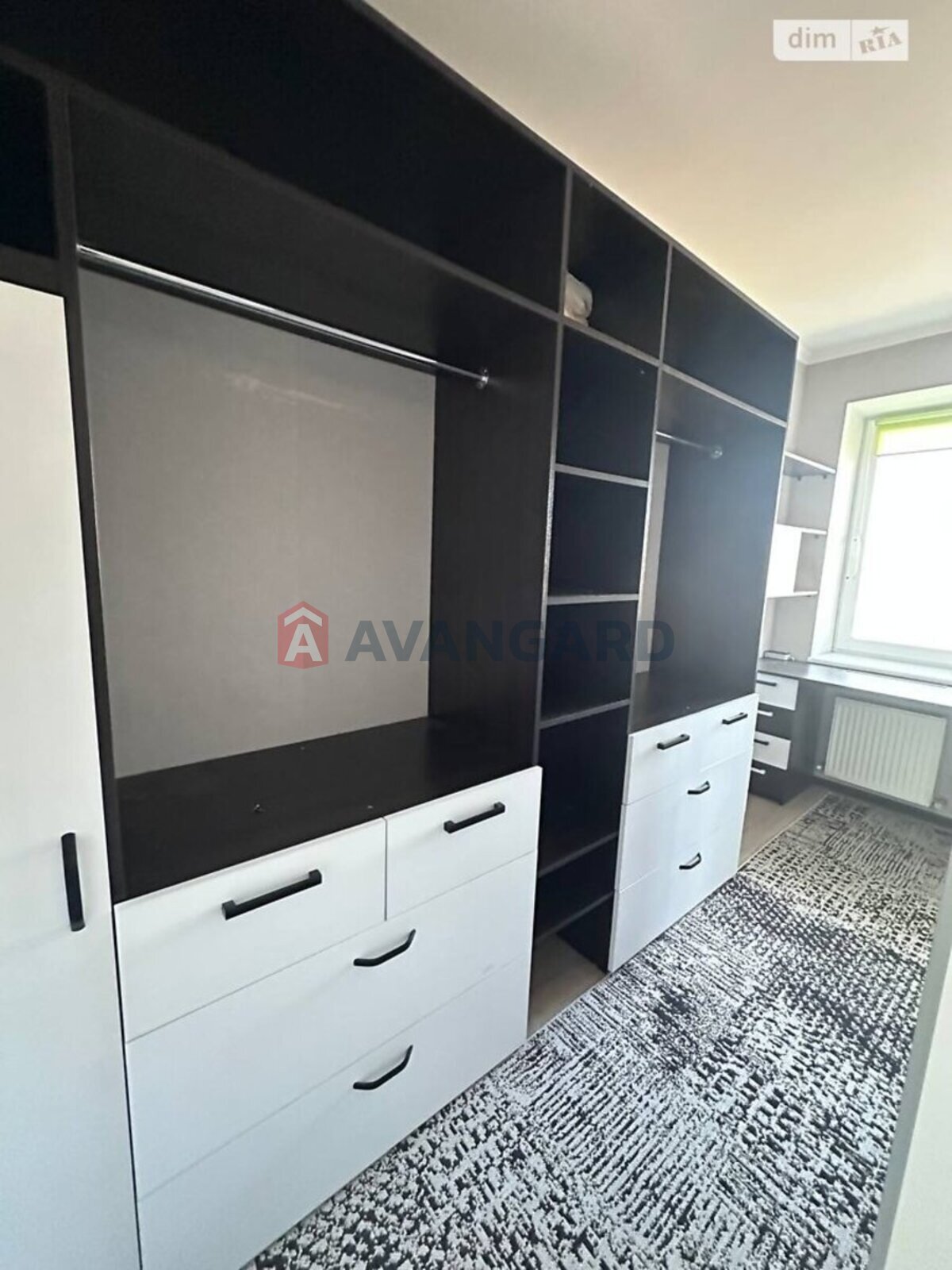 2 ��. ��������, 58/27/10 ��. �., 8/9 ������ ���� 11