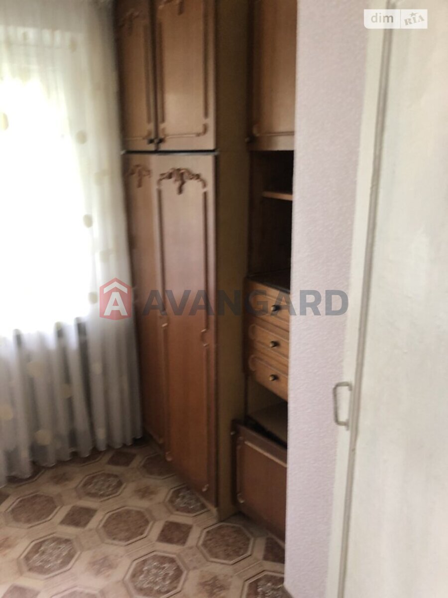 2 ��. ��������, 39/-/- ��. �., 4/5 ������ ���� 13