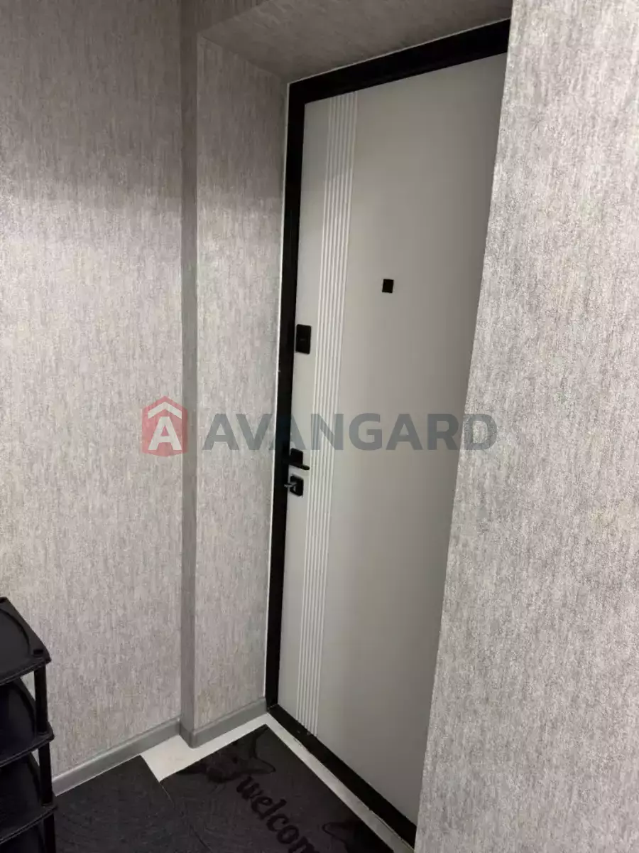 1 ��. ��������, 33/18/6 ��. �., 3/5 ������ ���� 19