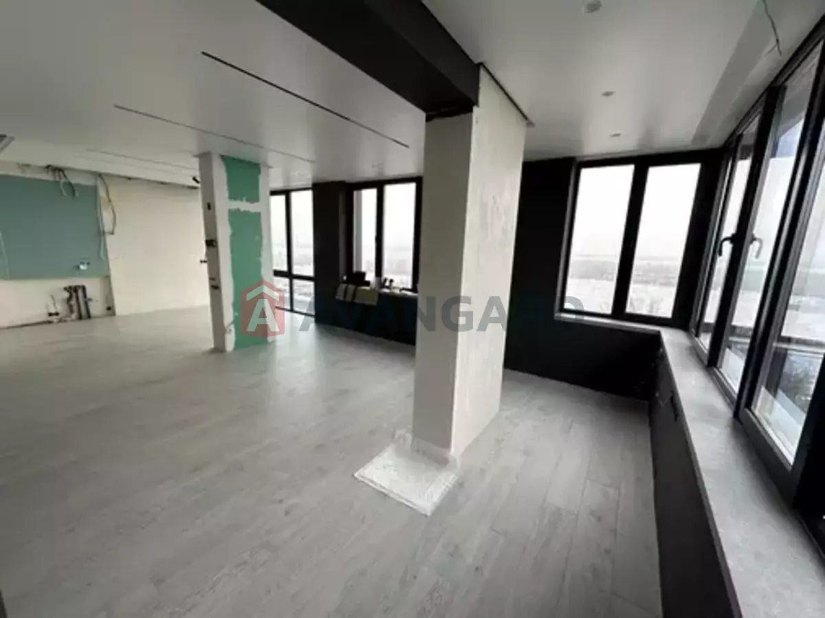 2 ��. ��������, 79/-/7 ��. �., 15/24 ������ ���� 24