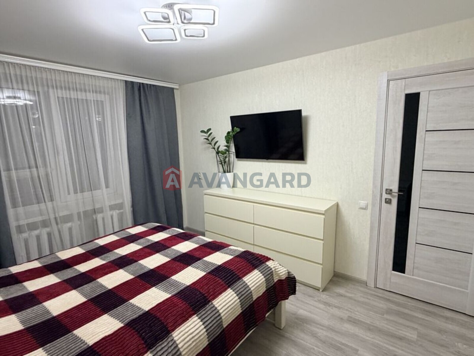 2 ��. ��������, 50/-/7 ��. �., 12/14 ������ ���� 1