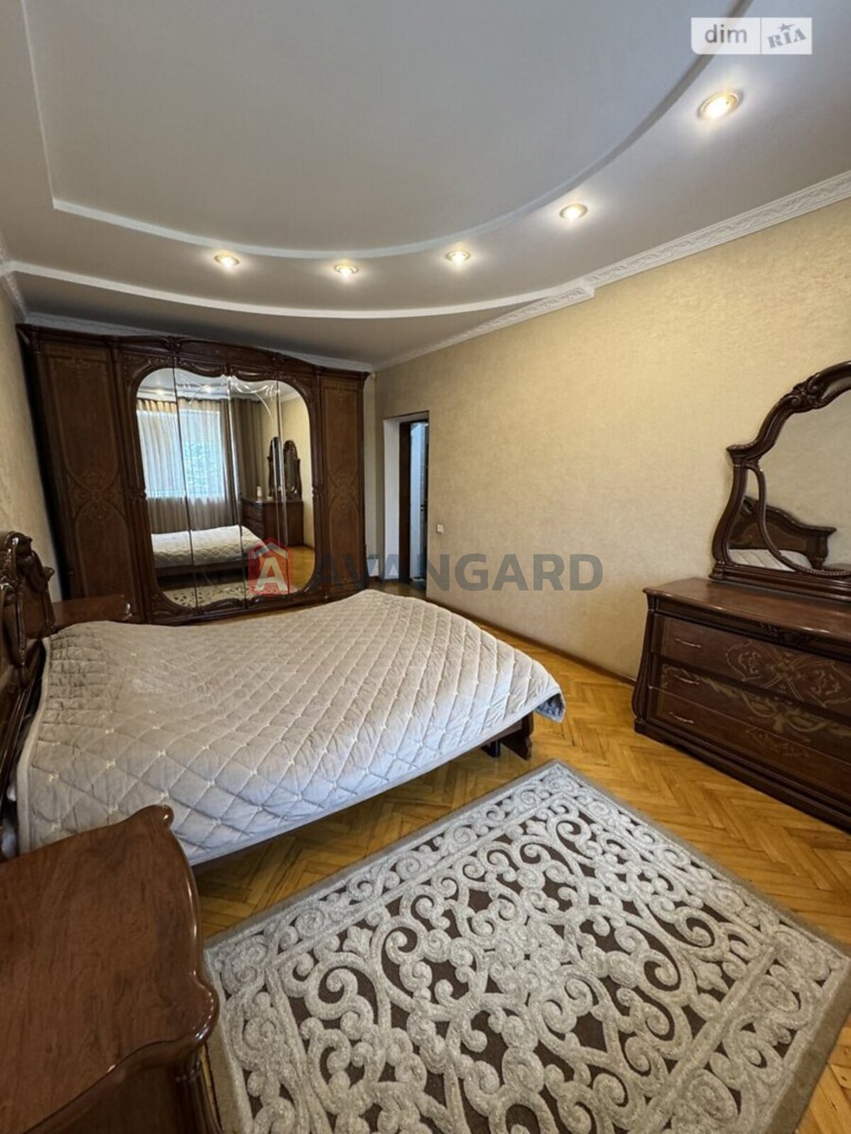 3 ����. ��������, 75/-/9 ��. �., 2/3 ���� ���� 13