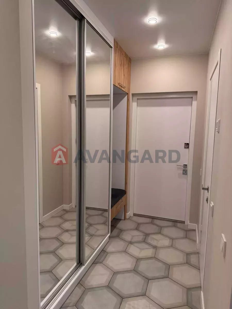 1 ��. ��������, 45/-/23 ��. �., 7/12 ������ ���� 12