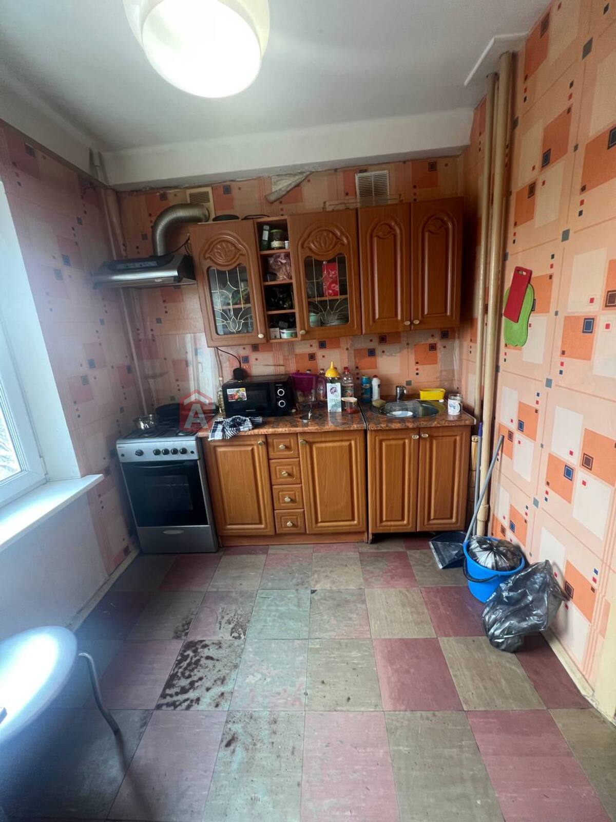 1 ��. ��������, 33/17/7 ��. �., 8/9 ������ ���� 7