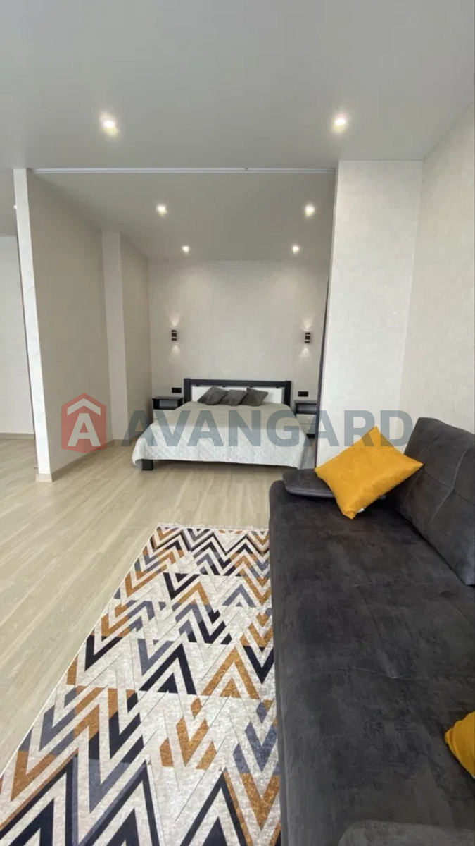 1 ����. ��������, 47/-/25 ��. �., 10/13 ���� ���� 5