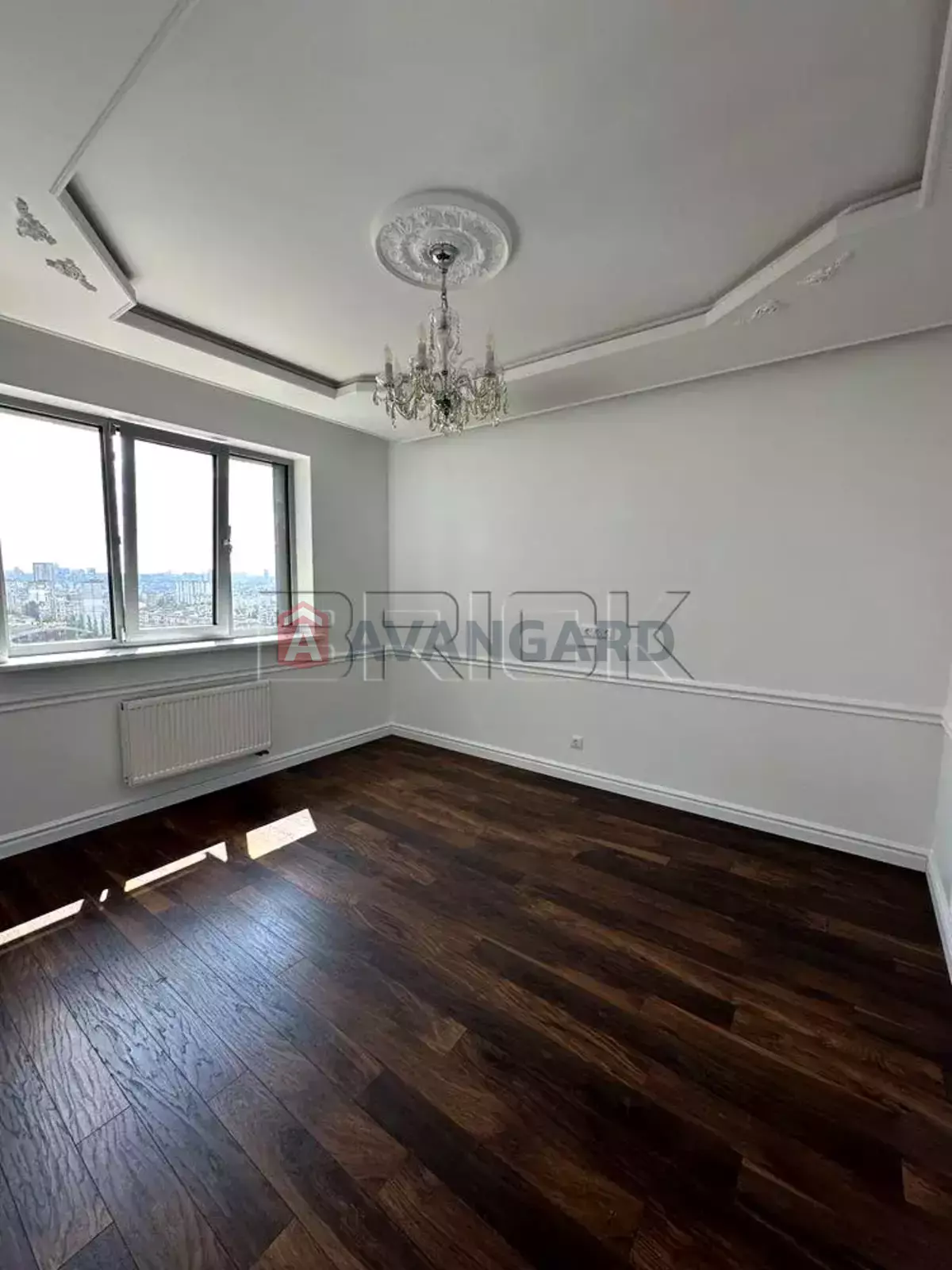 2 ��. ��������, 84/30/15 ��. �., 15/26 ������ ���� 10