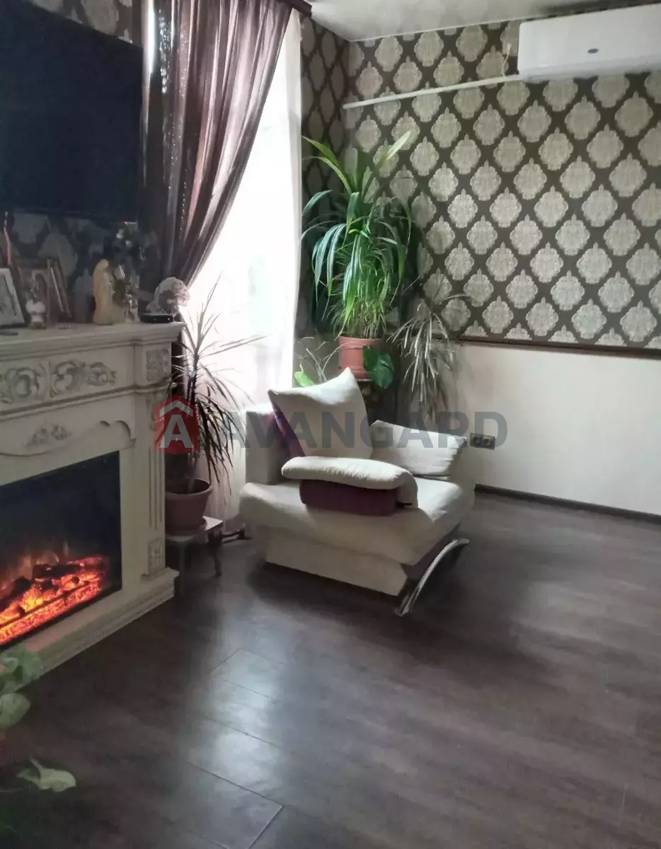 2 ��. ��������, 47/24/6 ��. �., 2/2 ������ ���� 3