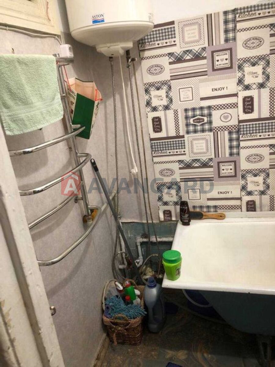 3 . , 63/-/8 . ., 2/2   9