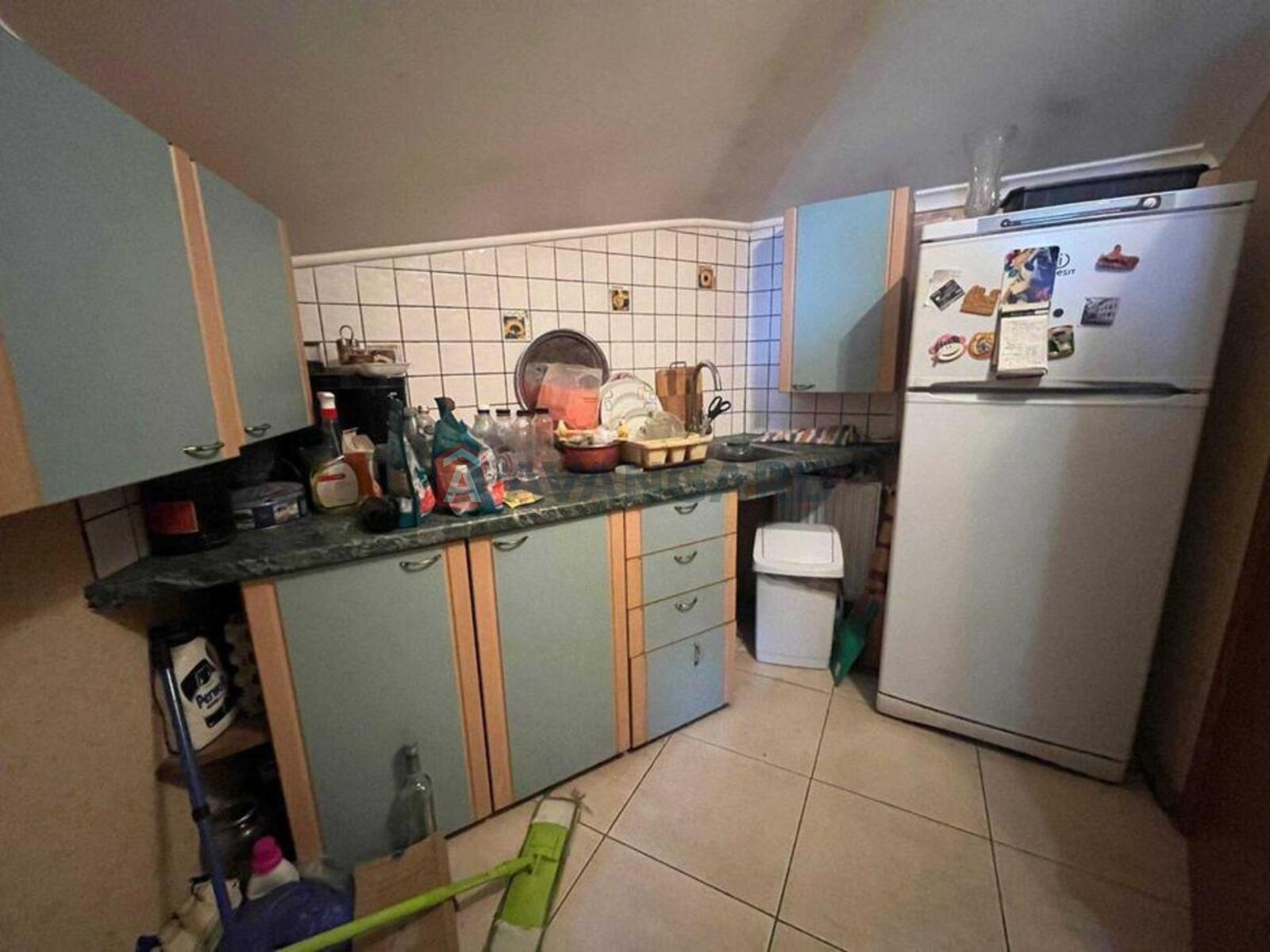 4 ��. ��������, 140/-/12 ��. �., 4/4 ������ ���� 14