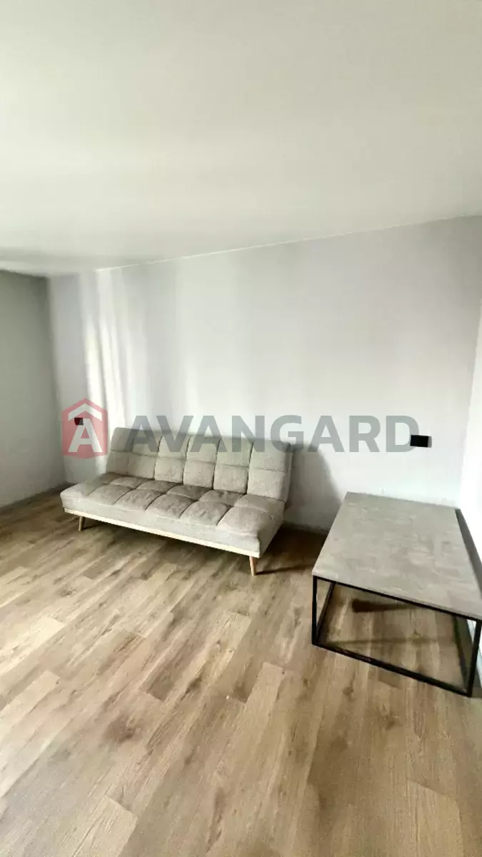 3 ��. ��������, 66/-/- ��. �., 3/9 ������ ���� 10