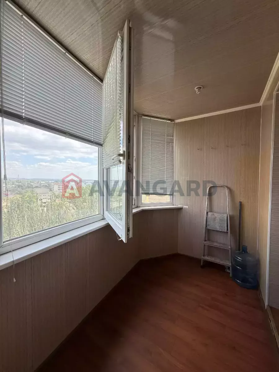 2 ����. ��������, 56/28/8 ��. �., 11/16 ���� ���� 26