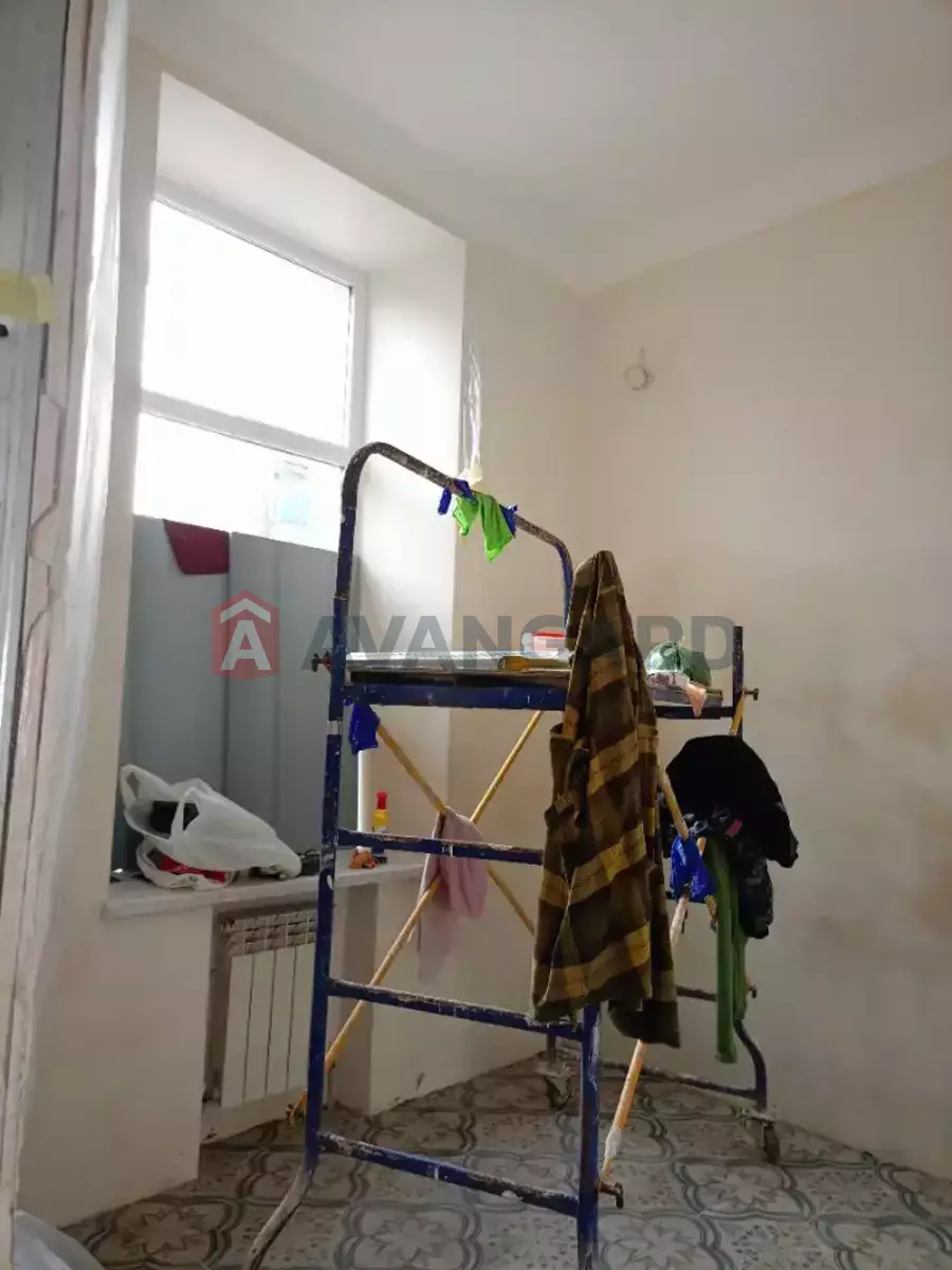 2 ��. ��������, 40/-/6 ��. �., 1/3 ������ ���� 4