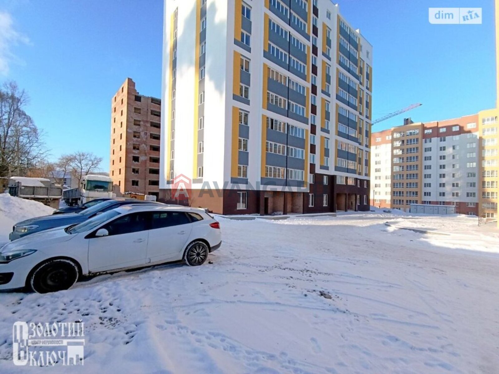 2 ��. ��������, 71/35/17 ��. �., 9/10 ������ ���� 3