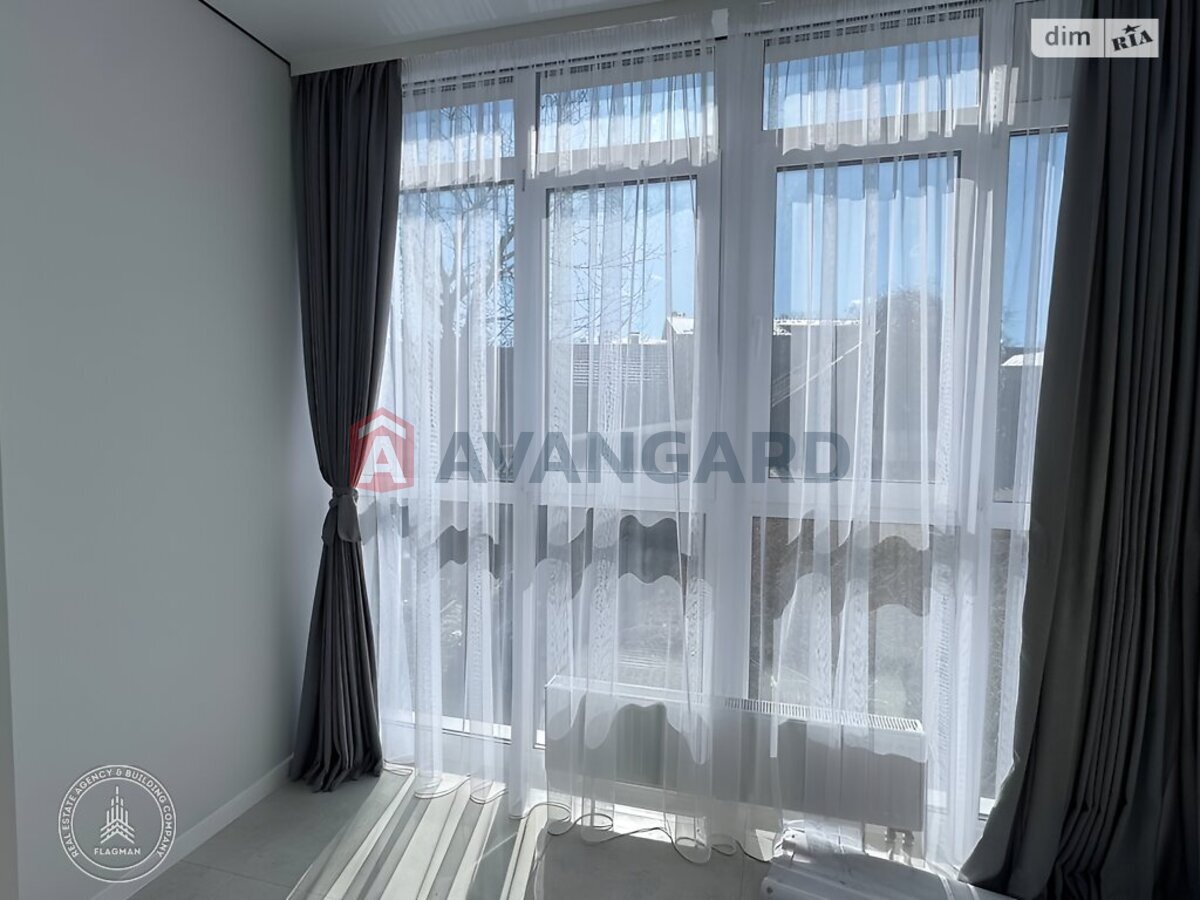 1 ��. ��������, 50/-/14 ��. �., 2/3 ������ ���� 23