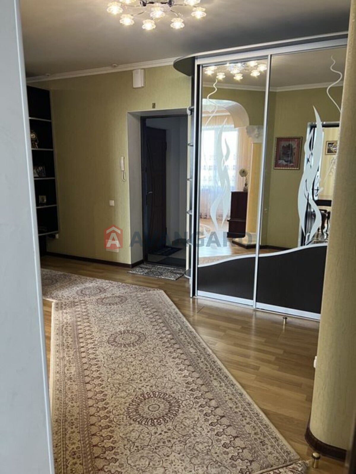 2 ����. ��������, 84/-/10 ��. �., 5/11 ���� ���� 8